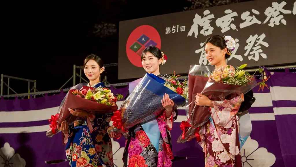 湖衣姫　グランプリと準グランプリ